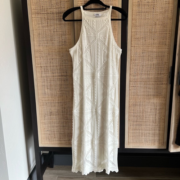 525 America Dresses & Skirts - 525 tank dress with crochet overlay. Cream, size L.